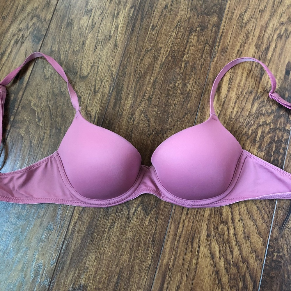 MAUVE VICTORIAS SECRET T-SHIRT BRA